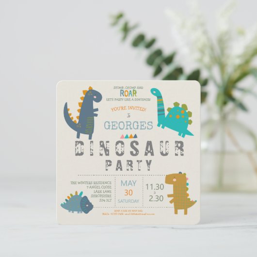 恐竜がかわいい現代の誕生日パーティー 招待状 (スタンド正面)