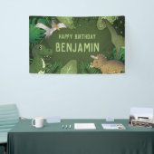 恐竜が緑のかわいい子のハッピーバースデー 横断幕 (トレードショー)