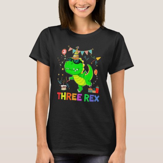 恐竜と3頭のティラノサウルス 3歳の誕生日パーティー 恐竜 Tシャツ (正面)