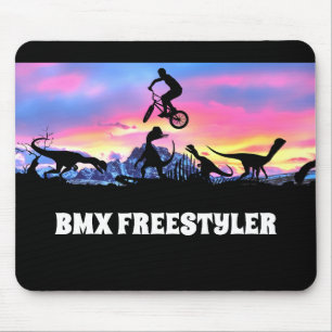 恐竜とBMXフリースタイラー マウスパッド