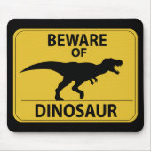 恐竜に用心 マウスパッド (正面)