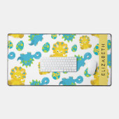恐竜のパターン、可愛い恐竜、あなたの名前 デスクマット (キーボード&マウス)