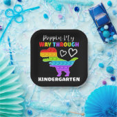 恐竜のポピンが幼稚園を通る ペーパープレート (パーティー)