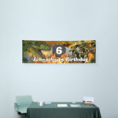 恐竜の世界が燃え盛るDIY時代の少年の誕生日 横断幕 (トレードショー)