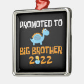 恐竜の卵孵化がビッグブラザーに昇格 メタルオーナメント (左)