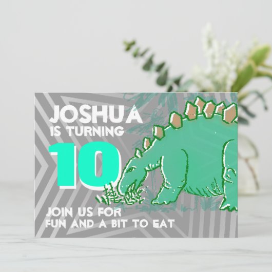 恐竜の少年10th誕生日の緑の灰色の招待 招待状 (スタンド正面)