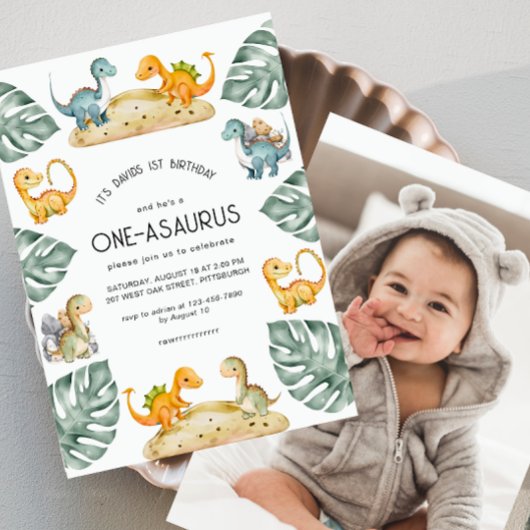 恐竜の最初の誕生日Oneasaurusパーティー写真 招待状
