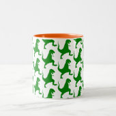 恐竜の模様の泥 |かわいいキッズマグカップ ツートーンマグカップ (中央)