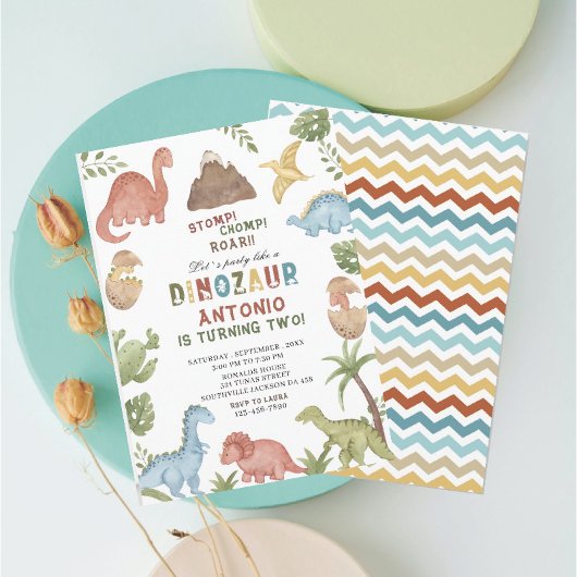 恐竜の水色のチョンプの轟音の誕生日の部分 招待状