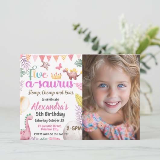 恐竜の第5誕生日ガールFive A-Saurus写真 招待状 (スタンド正面)