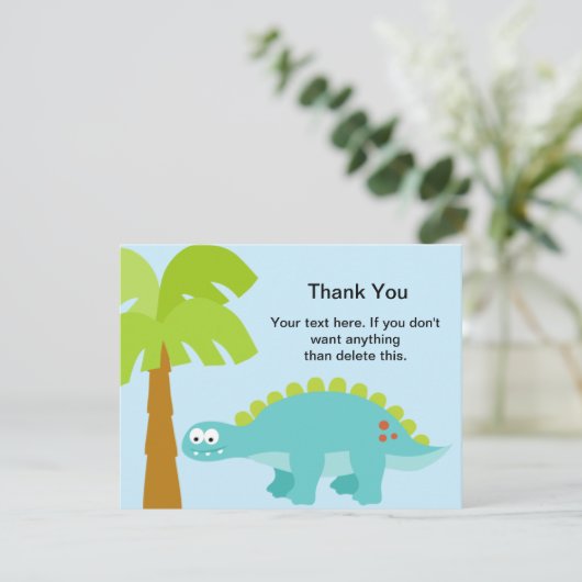 恐竜の誕生日の男の子は感謝していしています サンキューカード (スタンド正面)