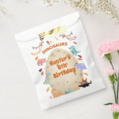 恐竜の誕生日パーティーと巨大なディノ卵 フェイバーバッグ (封をした状態)