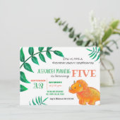 恐竜の誕生日パーティー |かわいいオレンジ色のトリケラトプス 招待状 (スタンド正面)