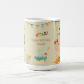 恐竜の誕生日マグギフト – 名前をカスタムする&写真 コーヒーマグカップ (中央)