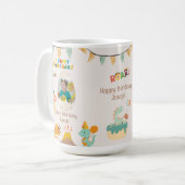 恐竜の誕生日マグギフト – 名前をカスタムする&写真 コーヒーマグカップ (正面左)