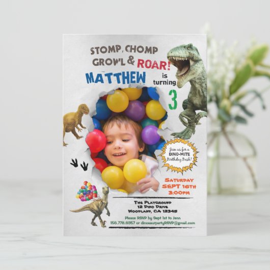 恐竜の誕生日写真の招待カラフル 招待状 (スタンド正面)