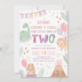 恐竜の2歳の誕生日招待状 女の子。可愛いベイビー 招待状 (正面)