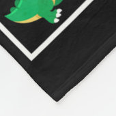 恐竜のT実在レックスフィット重量挙だ フリースブランケット (角)