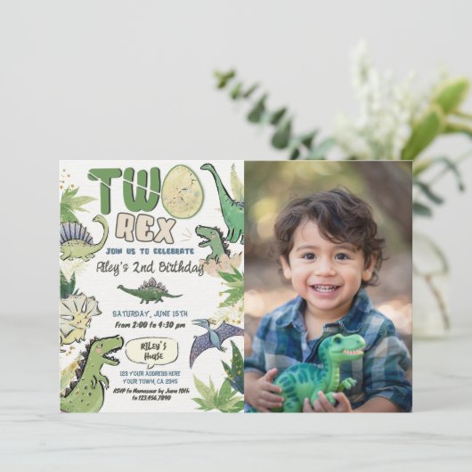 恐竜をテーマにしたパーティー2回目の誕生日 招待状 (スタンド正面)