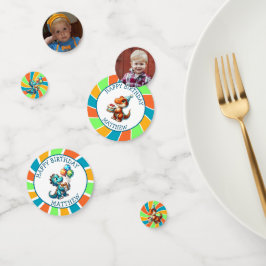 恐竜をテーマにした子供の誕生日パーティーパーソナライズされた コンフェッティ