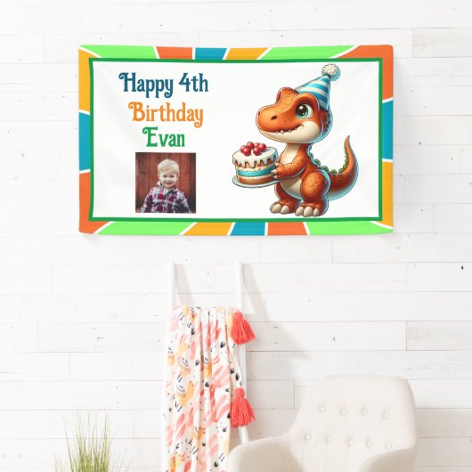 恐竜をテーマにした子供の誕生日パーティーパーソナライズされた 横断幕 (インサイチュ)