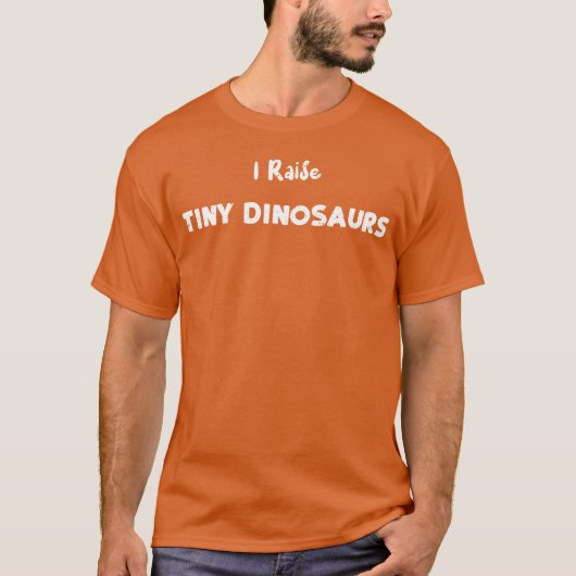 恐竜を育てる動物 Tシャツ (正面)