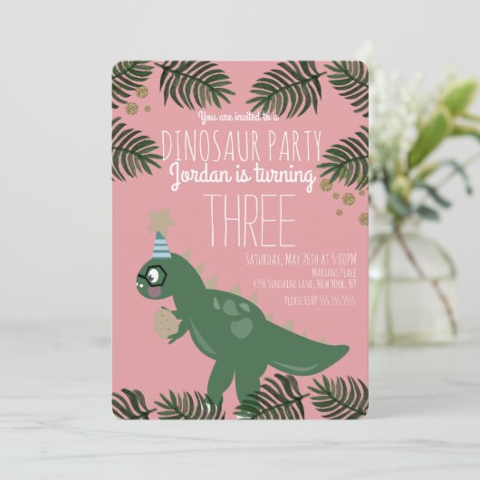 恐竜クール誕生日パーティーガールグリッター紙吹雪 招待状 (スタンド正面)