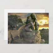 恐竜ティラノサウルスのゴリラファンタジーシーン ポストカード (正面/裏面)
