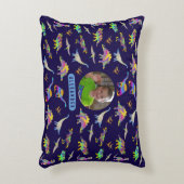 恐竜パーソナライズされたの少年の写真と名前 アクセントクッション (正面(垂直))