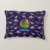 恐竜パーソナライズされたの少年の写真と名前 アクセントクッション (裏面)