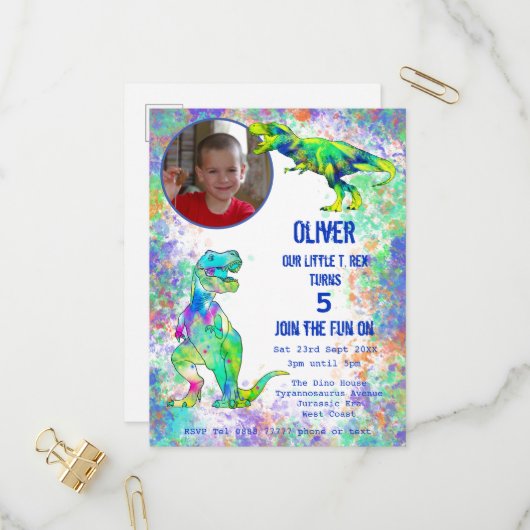 恐竜ボーイズ5誕生日カラフルTレックス写真I インビテーションポストカード (正面/裏面インサイチュ)