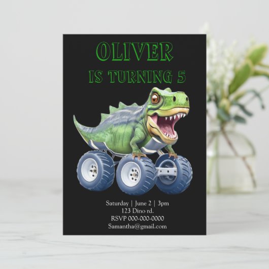 恐竜モンスタートラックパーソナライズされた誕生日 招待状 (スタンド正面)