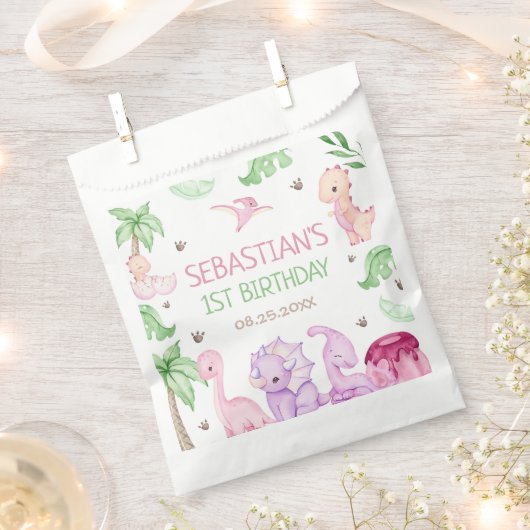 恐竜ワンサウルスガール1歳の誕生日パーティー フェイバーバッグ (クリップ留めされた状態)