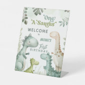 恐竜ワンサウルスボーイ1歳の誕生日へようこそ 台座サイン (正面)