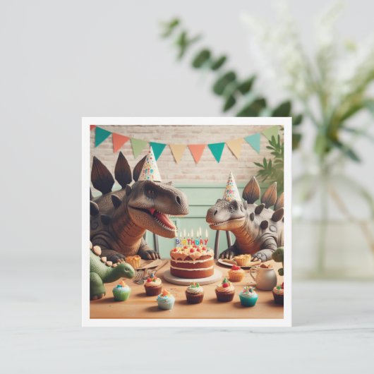 恐竜食べのケーキの誕生日の招待 招待状 (スタンド正面)
