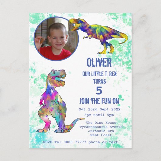 恐竜5誕生日Tレックス少年の写真カラフル インビテーションポストカード (正面)
