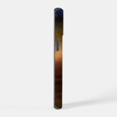 恒星の周りを回る惑星形成物質の円盤 iPhone 15ケース (右側面)