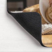 恥ずかしいカラーを付けたジンジャーの猫 マウスパッド (コーナー)