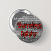 恥知らずなアジテータボタン 缶バッジ (正面&裏面)