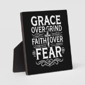 恩寵グラインド、恐怖に対する信仰感動的- フォトプラーク (正面)