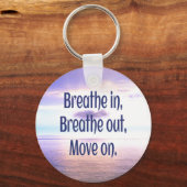 息を吸い込み、吸い出し、動きやる気を起こさせるて キーホルダー (正面)