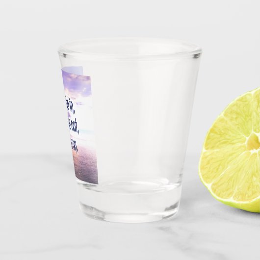 息を吸い込み、吸い出し、動きやる気を起こさせるて ショットグラス (右)