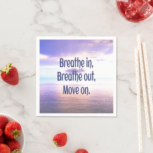 息を吸い込み、吸い出し、動きやる気を起こさせるて スタンダードカクテルナプキン (インサイチュ)