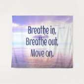 息を吸い込み、吸い出し、動きやる気を起こさせるて タペストリー (正面(横))