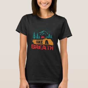 息を吸う Tシャツ