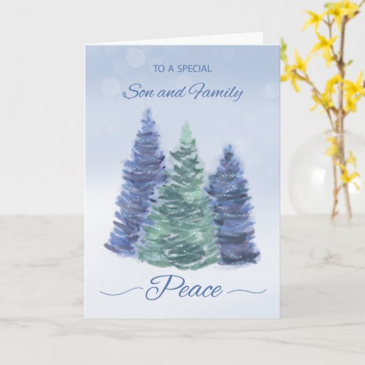 息子と家族の休日の平和と常緑樹 カード (黄色い花)