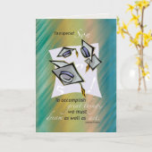 息子、卒業の帽子を空中に、おめでとうございますグラデーション カード (黄色い花)