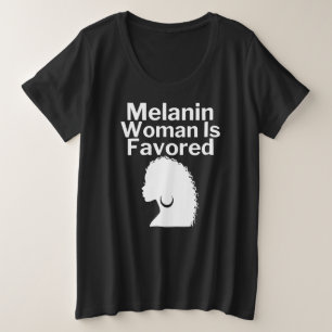 恵まれている プラスサイズTシャツ