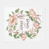 恵みの上に – John 1:16 -フローラ フリースブランケット (正面(横))