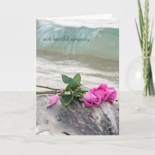 悔やみや弔慰ピンクのローズブーケをドリフトウッドに カード (正面)
